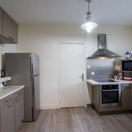 Landsted Maison Renovee Avec Wifi Et Terrasse A - Fr-1-616-74 Trélissac